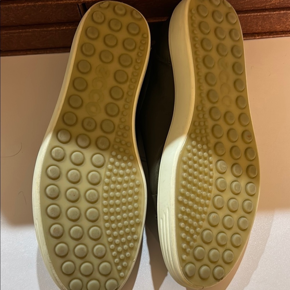 ECCO metallic leather luxury low top lace up closure sneaker Size 40/9.5 - Picture 6 of 7